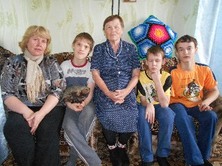 "Поклонимся великим тем годам"